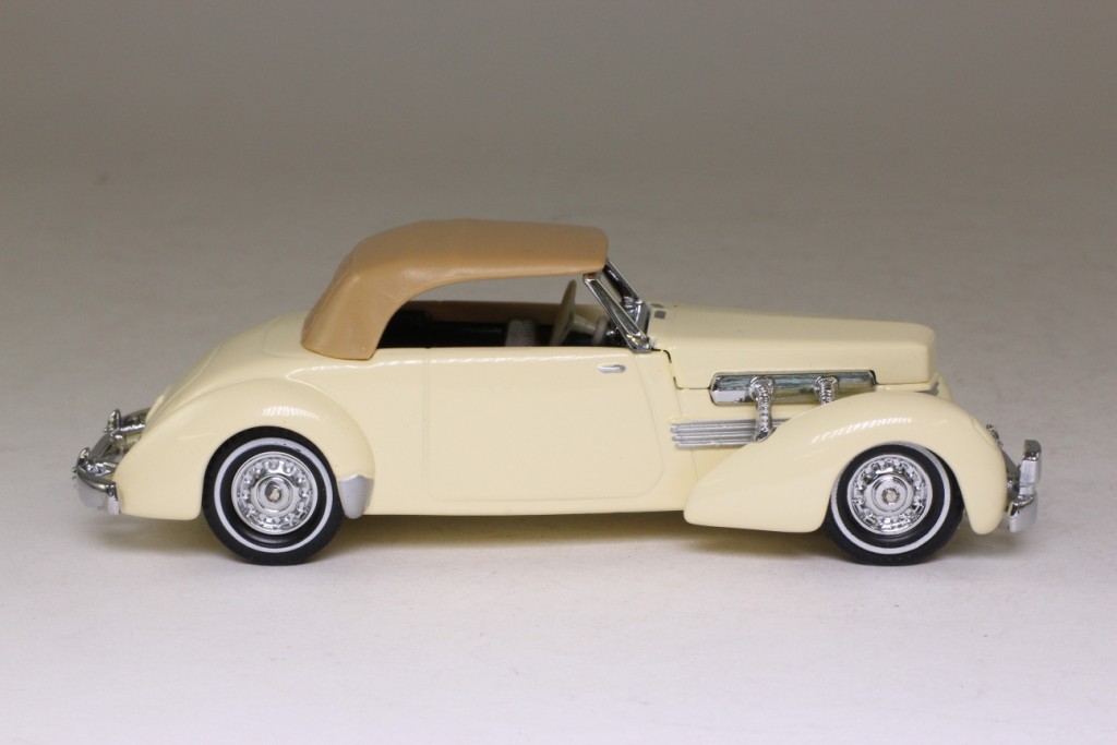 Matchbox Collectibles YY018A/C; 1937 Cord 812 Coupe